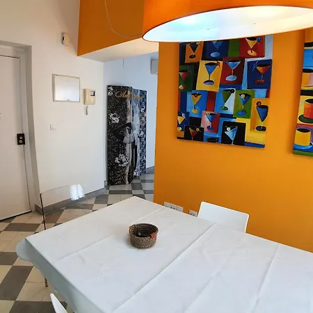 Apodaca Apartment